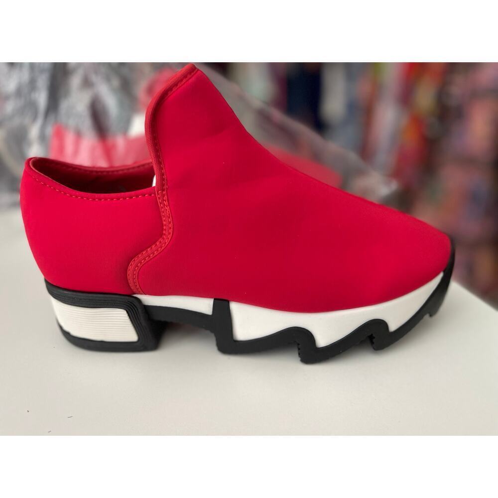 iRi WES I Red Low Top Sneaker - Picture 8 of 9
